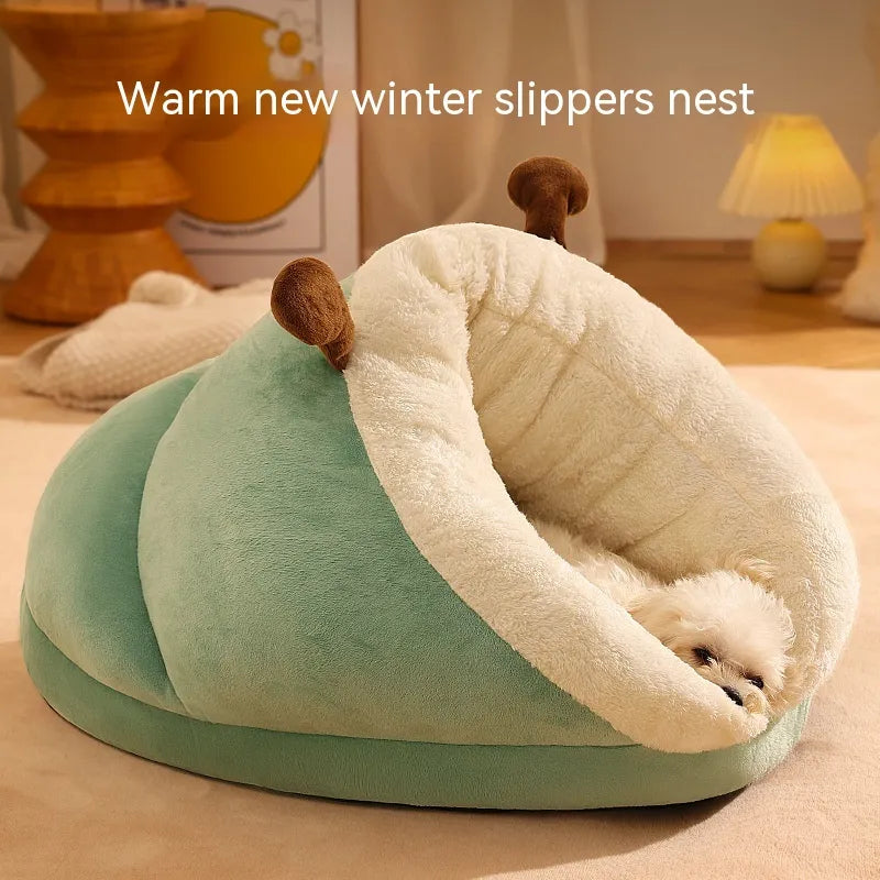 Cozy Winter Pet Bed & Slippers – Soft Nest for Cats & Dogs